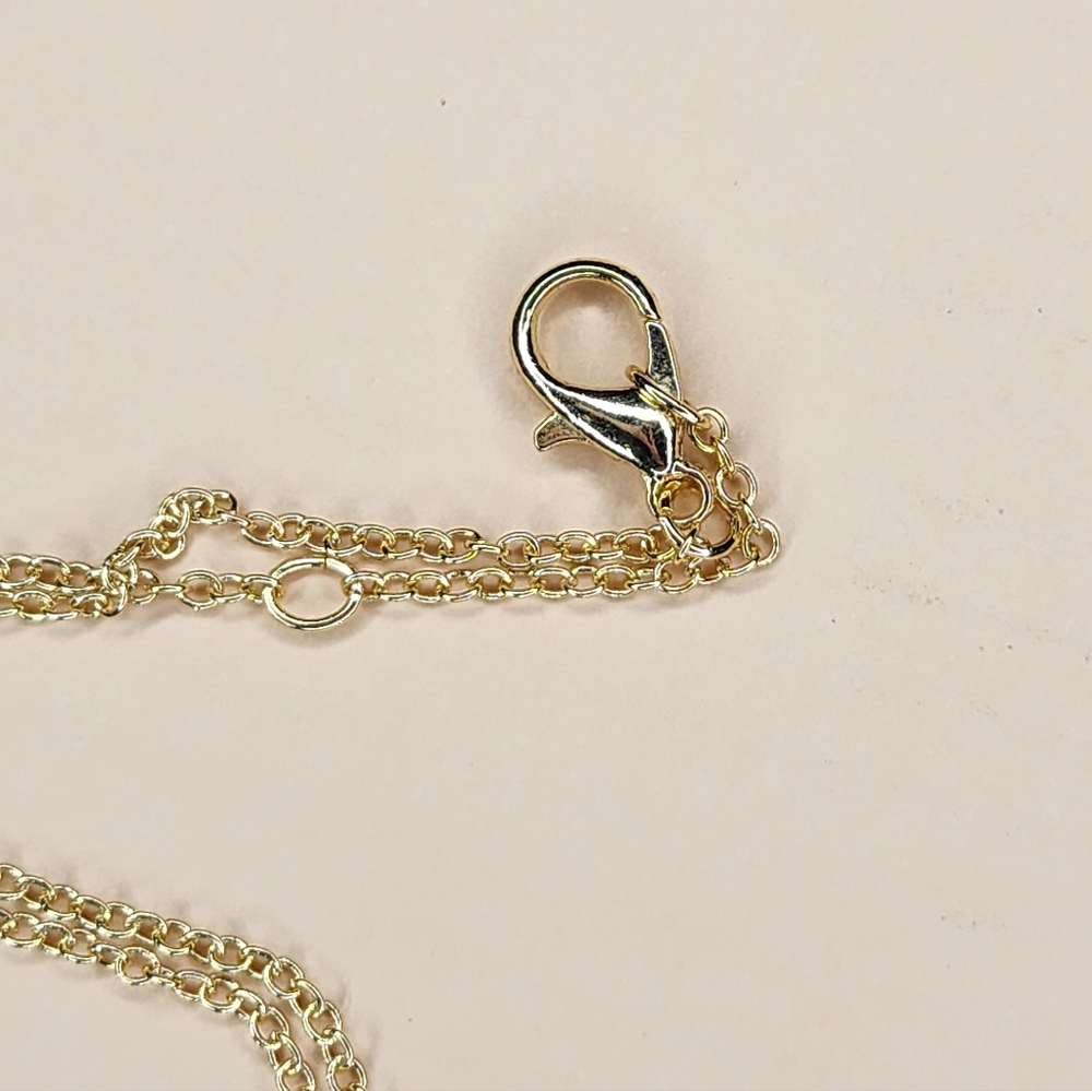 ​Charming Gold-Tone Blue & White Chinoiserie Teardrop Necklace - Picture 4 of 4